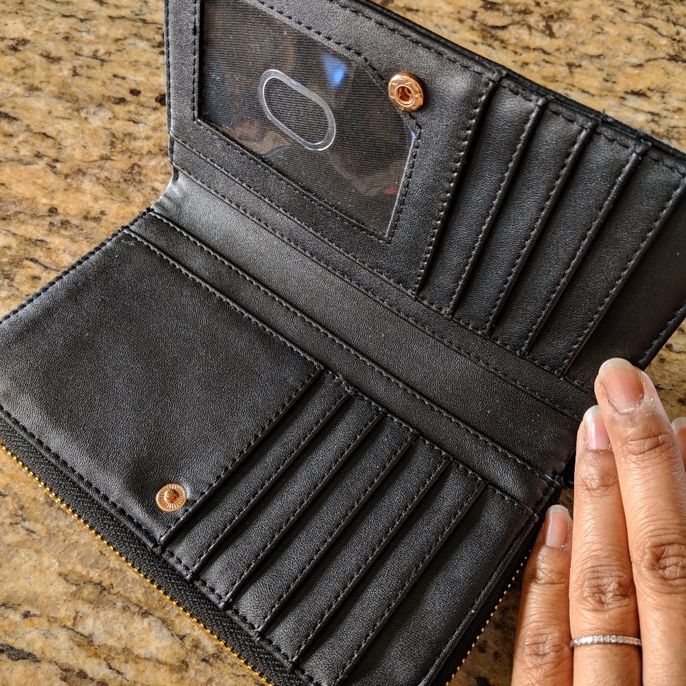 Universal Thread wallet - Picture 5 of 5
